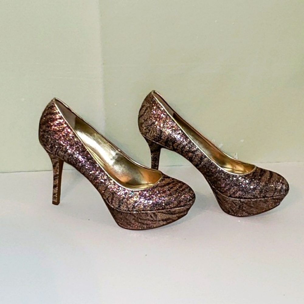 Nine West 8.5 tiger stripe glitter heels platform